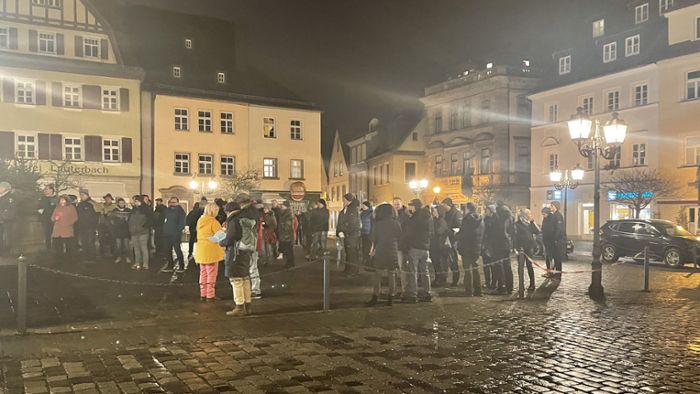 Kulmbach: 150 Menschen protestieren gegen Impfung