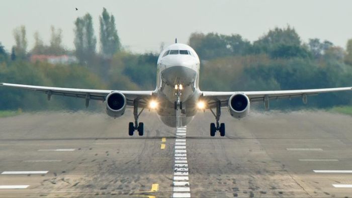 Lufthansa nimmt Flüge nach Kairo wieder auf - BA nicht