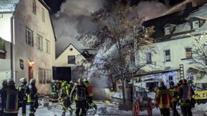Weißdorf: Wohnhaus-Anbau in Flammen