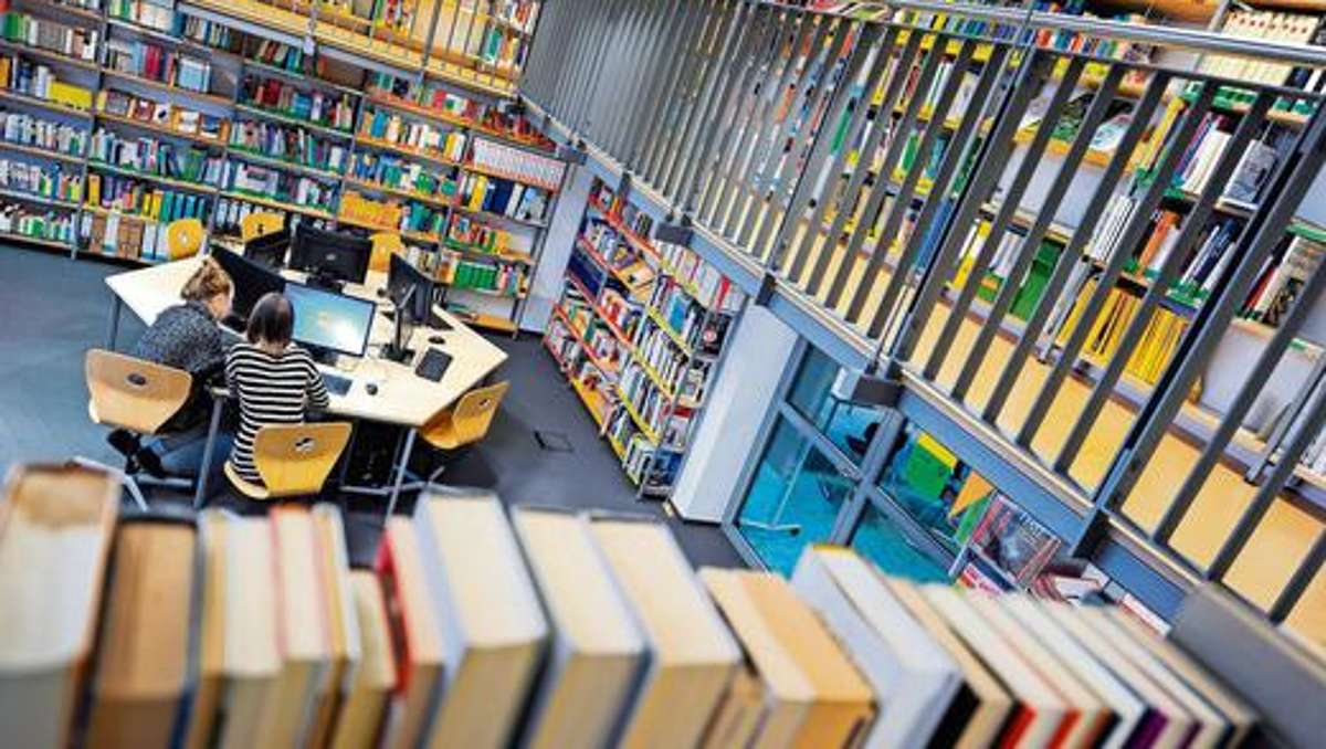 Kunst und Kultur: Studie: Bibliotheken in Großstädten ist Digitalisierung wichtig