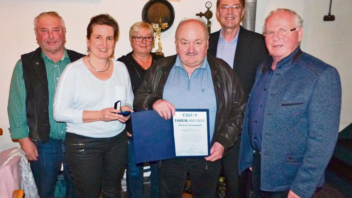 Rugendorf: Große Ehre für Roland Schnaubelt