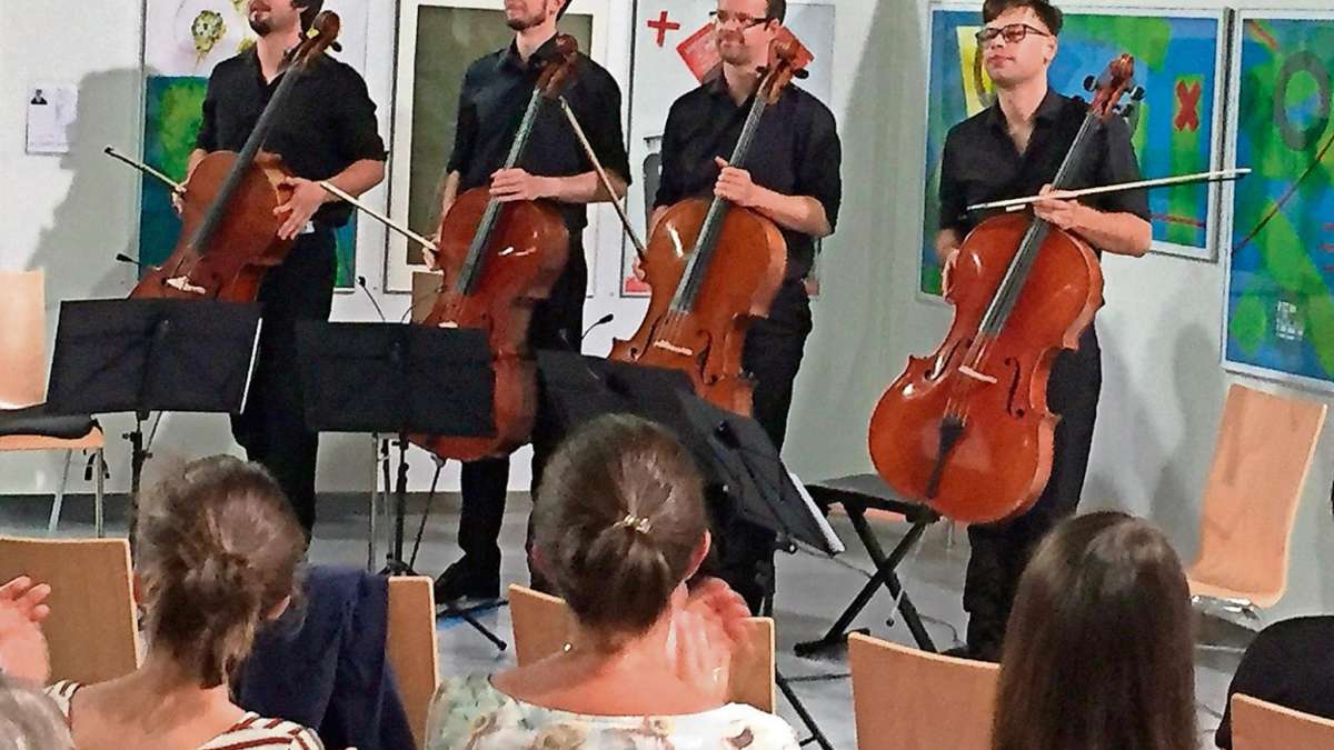Schwarzenbach an der Saale: Im Farbenreich der Celloklänge