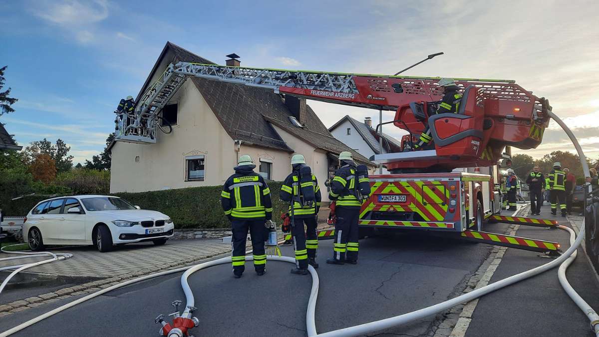 Brand in Arzberg: Hoher Schaden, aber keine Verletzten