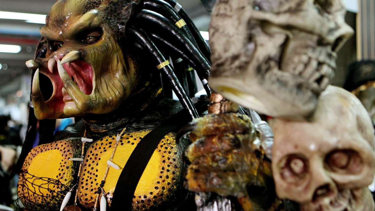 Kunst und Kultur: Kinocharts: Zombie-Nonne verweist Außerirdischen Angreifer auf seinen Platz
