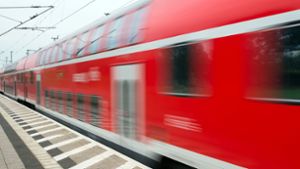 Vorfall in Regensburg: Zug fährt ohne Eltern ab - schlafende Kinder an Bord