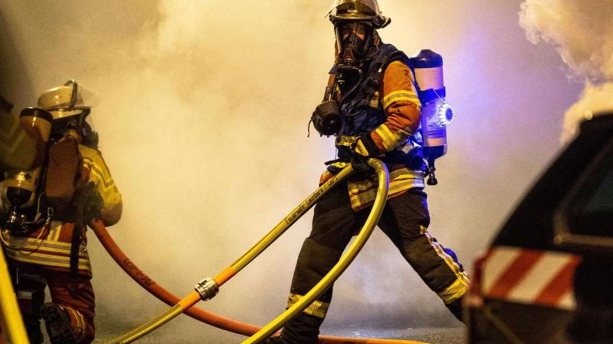 Kemnath: Scheunenbrand: 25 Tiere tot und 400.000 Euro Schaden