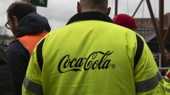 Ausgang für Coca-Cola-Mitarbeiter weiter offen