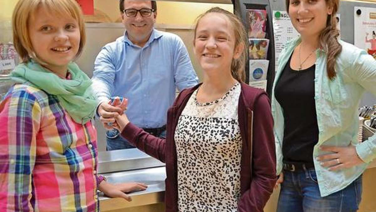Marktredwitz: Stiftungschef bedient Schüler