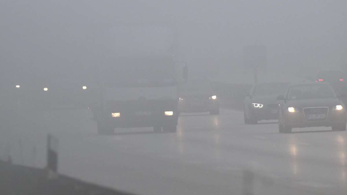 Hof: Im Nebel: Spitzenreiter 70 Stundenkilometer zu schnell