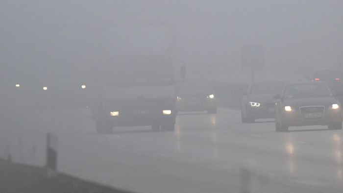 Im Nebel: Spitzenreiter 70 Stundenkilometer zu schnell