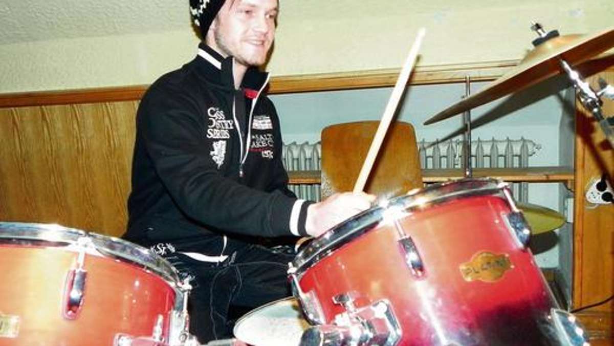 Rehau: Beharrlichkeit zahlt sich für den Drummer aus