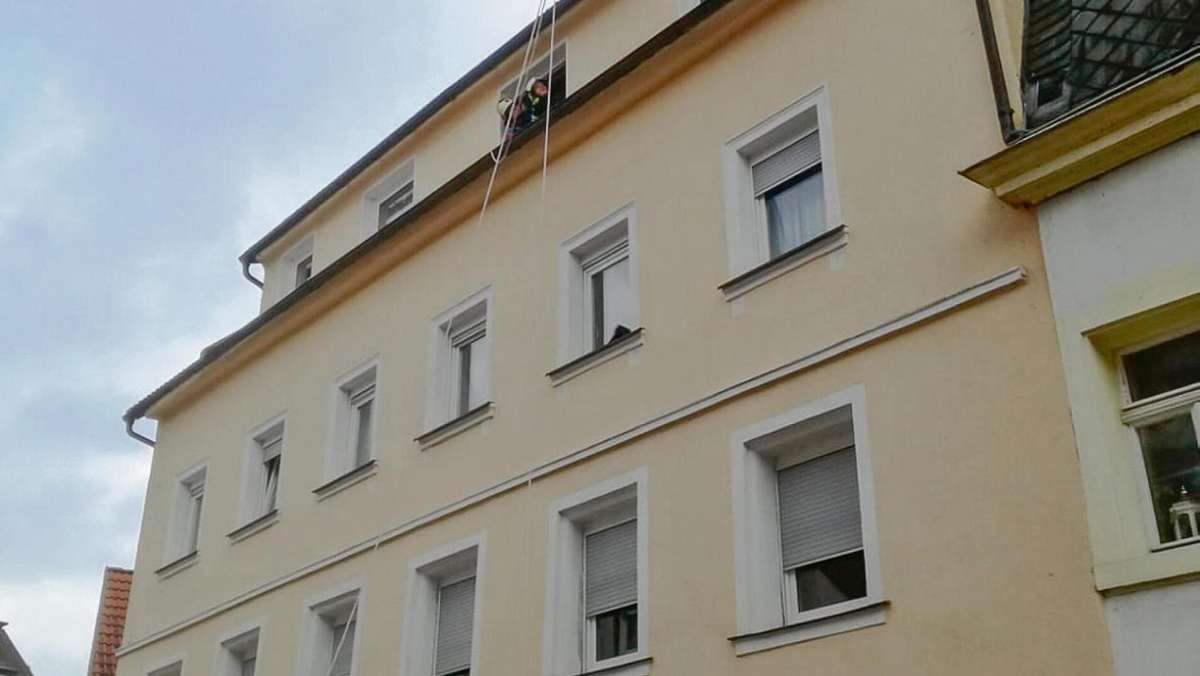 Kulmbach: Feuerwehr rettet Seniorin aus ihrer Wohnung