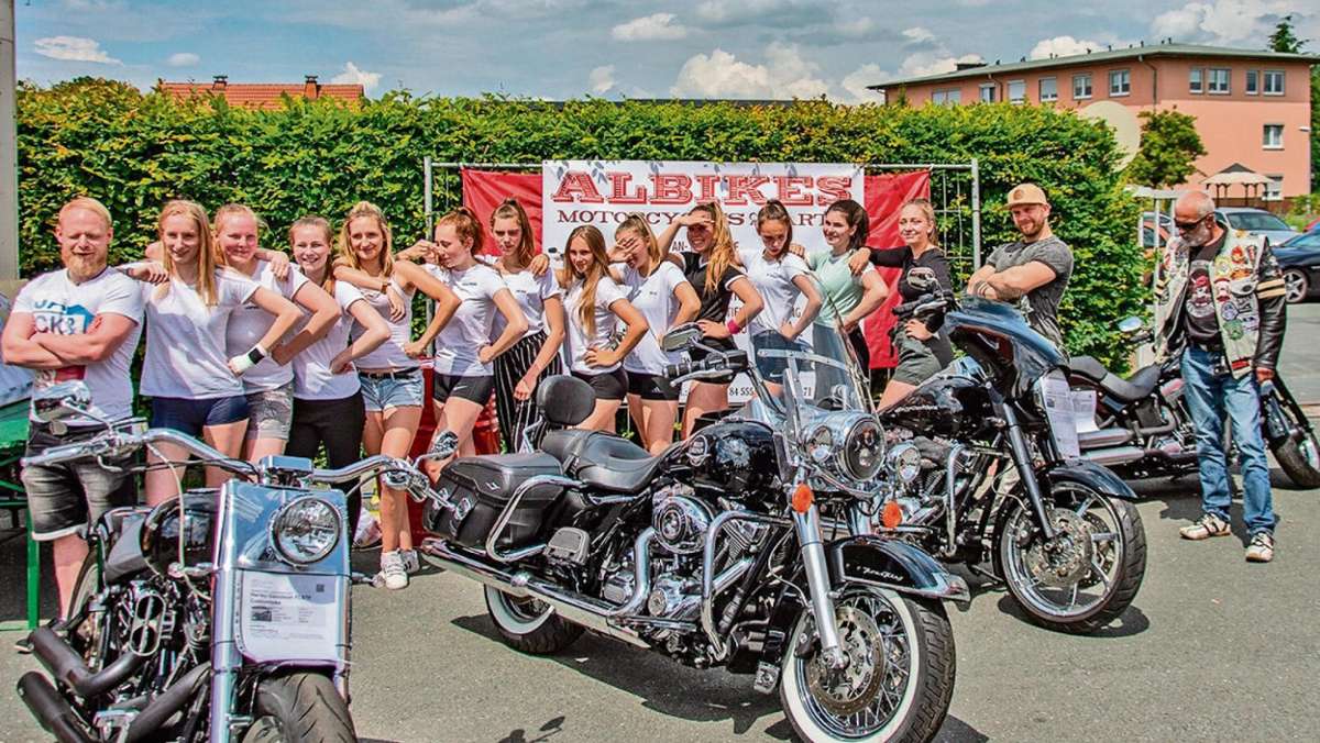 Hof: Familienfest mit Motorrädern