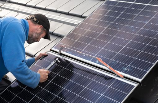 Photovoltaikanlagen werden   für alle Neubauten  im Kulmbacher Stadtgebiet auch weiterhin nicht zur Pflicht. Foto: /Marijan Murat/dpa