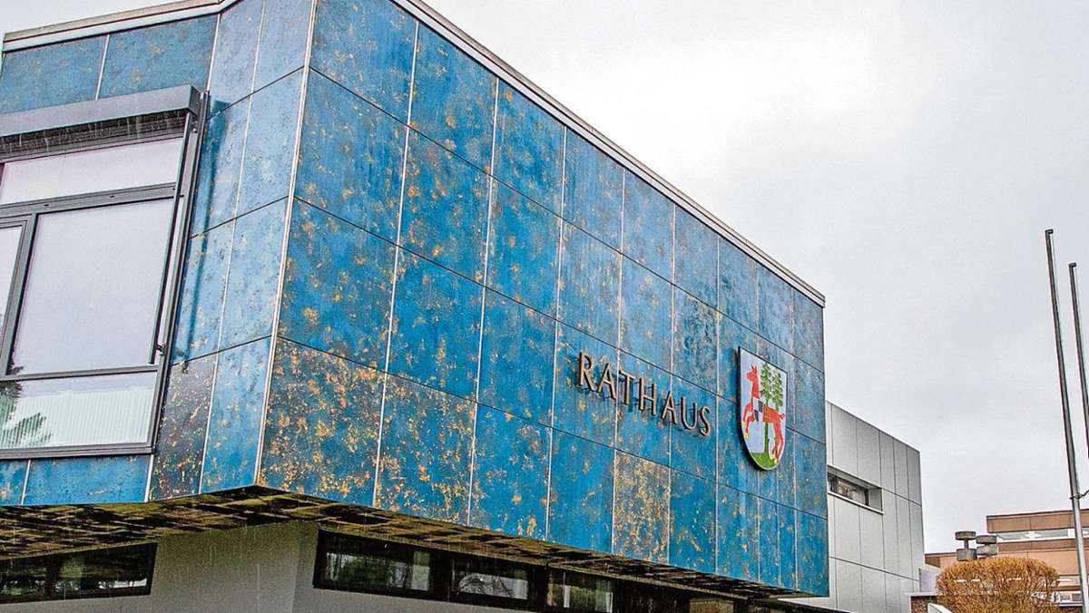 Hof/Landkreis: Rehau: Rathaus-Mitarbeiterin infiziert - Bürgermeister in Quarantäne