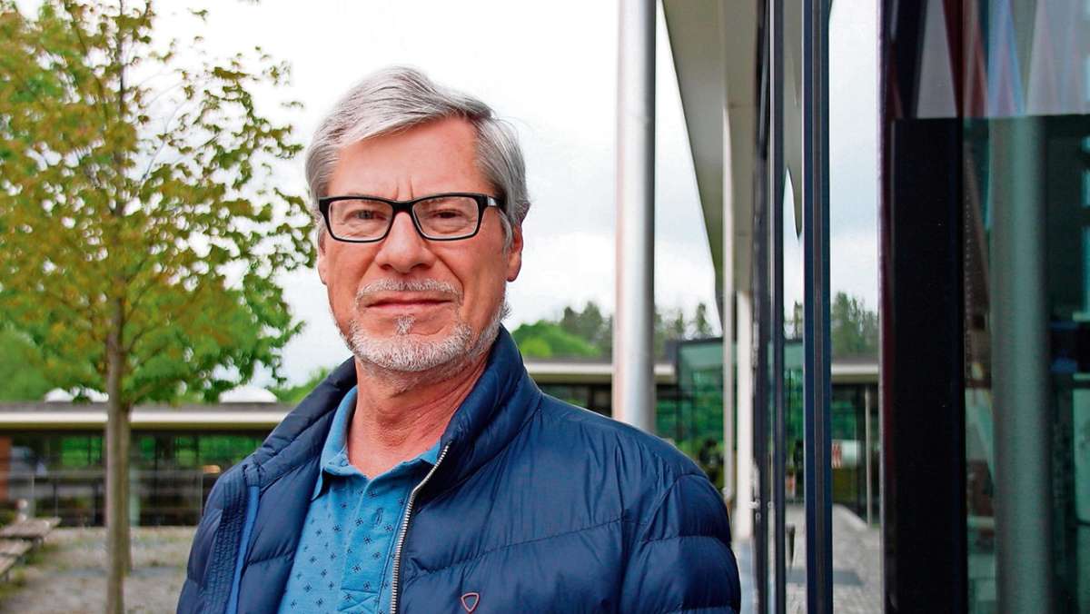 Hof: Erster Professor bleibt der Hochschule treu