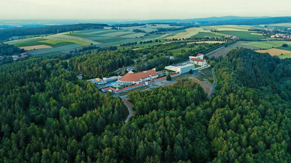 Neualbenreuth: Stiftland konkurriert mit Tegernsee