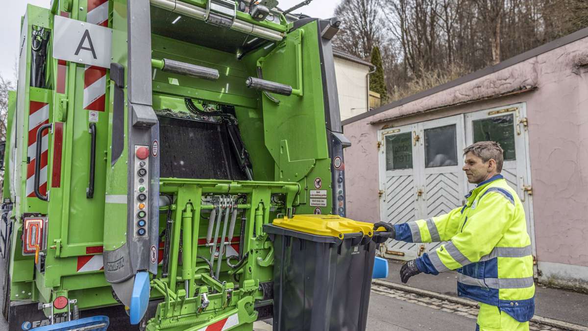 Müllabfuhr verspätet sich: Holpriger Start für die Gelbe Tonne