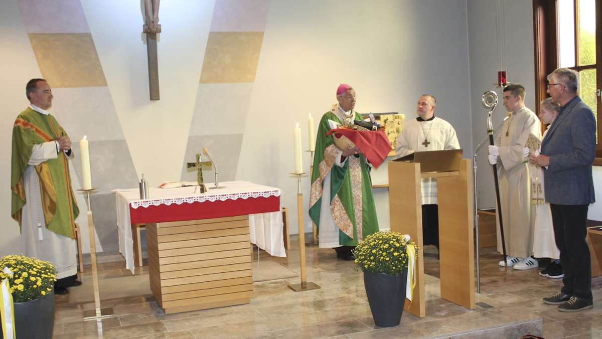 Bischof in Selbitz: Von der Bedeutung der Kirche in Krisenzeiten