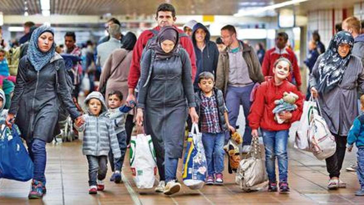 Münchberg: Helmbrechts: Wirbel um neue Bleibe für Flüchtlinge