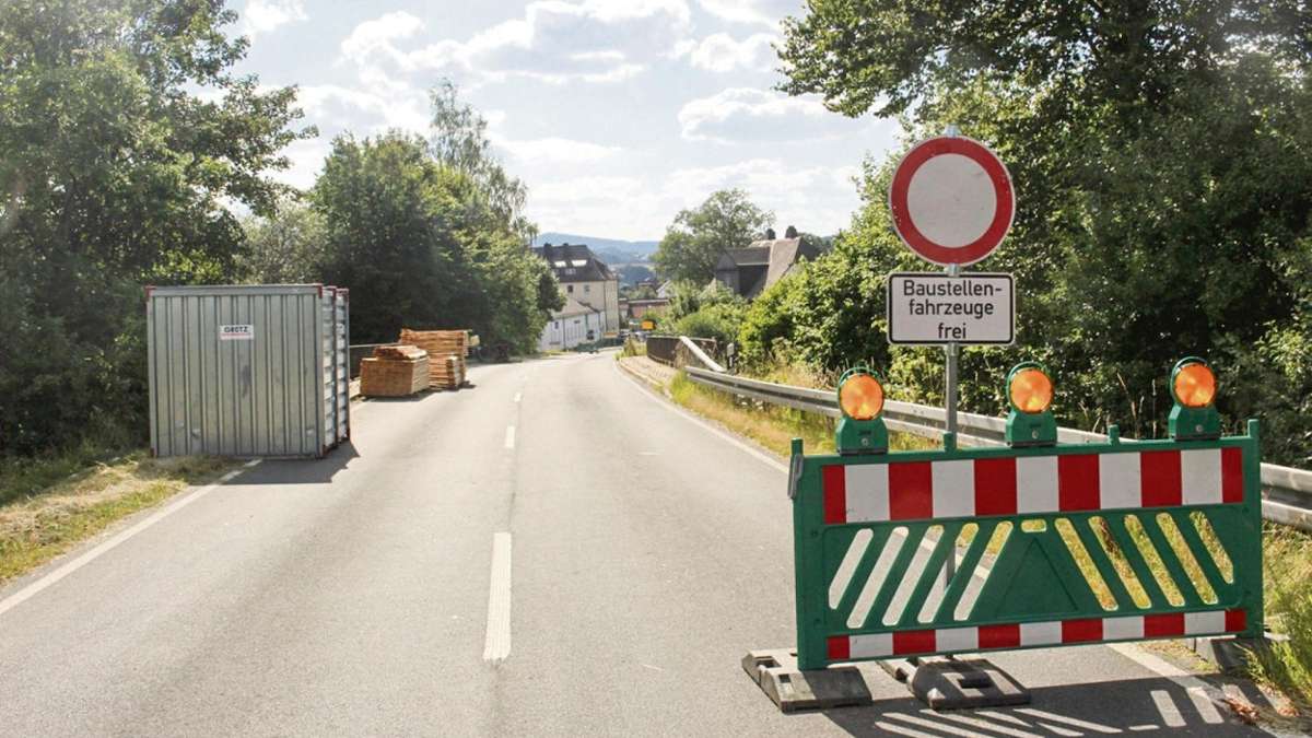 Fichtelgebirge: Röslau: Freistaat lässt Bahnbrücke sanieren