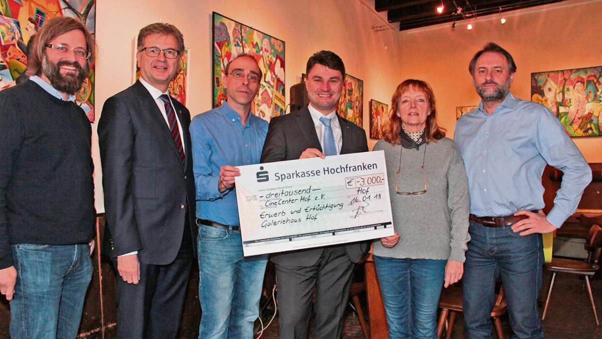 Hof: Sparkassen-Stiftung spendet 3000 Euro für Galeriehaus