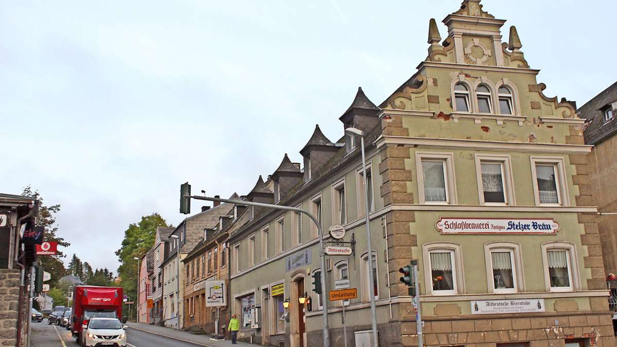 Münchberg: Schmuckfassade wird mit Förderung saniert