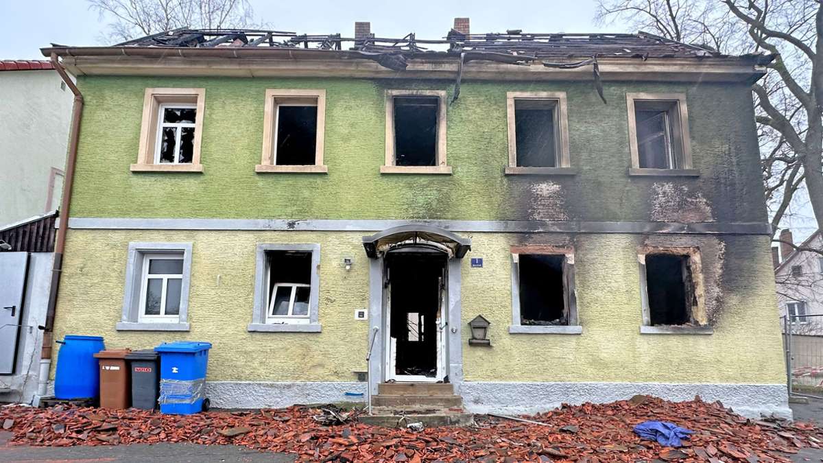 Nach dem Großbrand: Bürgermeister gibt Abriss des Mordhauses in Auftrag