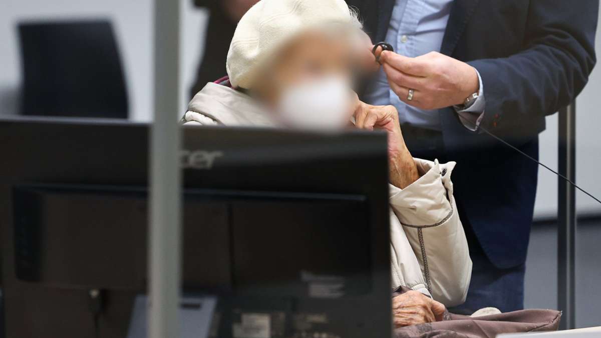 NS-Konzentrationslager Stutthof: Nach 77 Jahren: Ehemalige KZ-Sekretärin schuldig gesprochen