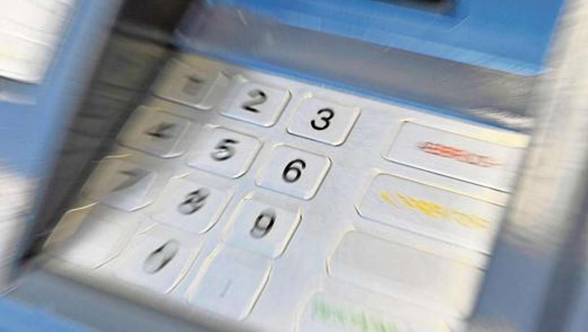 Marktredwitz: Unbekannte versuchen Geldautomaten aufzubrechen