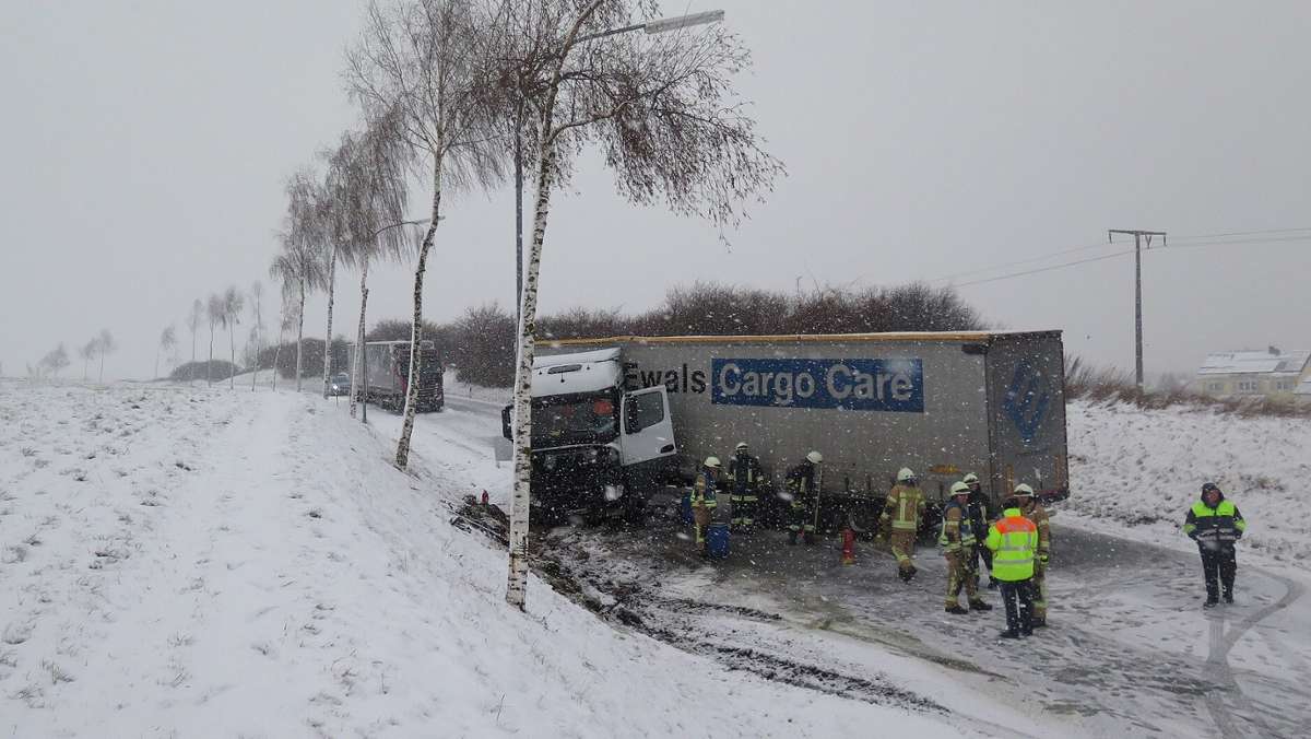 Münchberg: Schnee und Eis: Viele Unfälle im Raum Münchberg