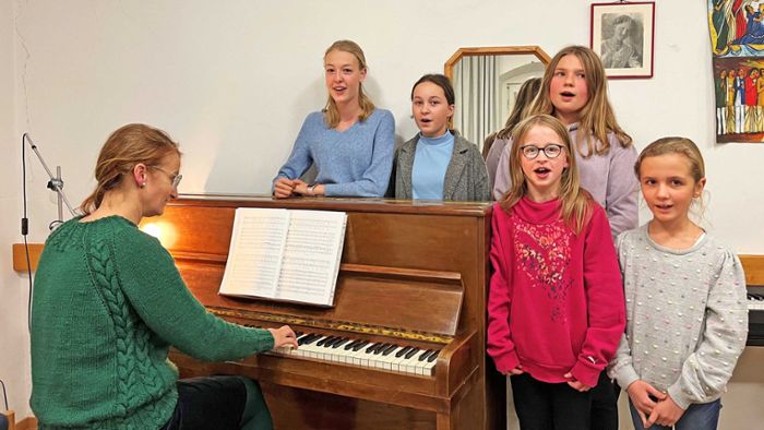 Gesangsausbildung: Mädchen starten  Musik-Karriere