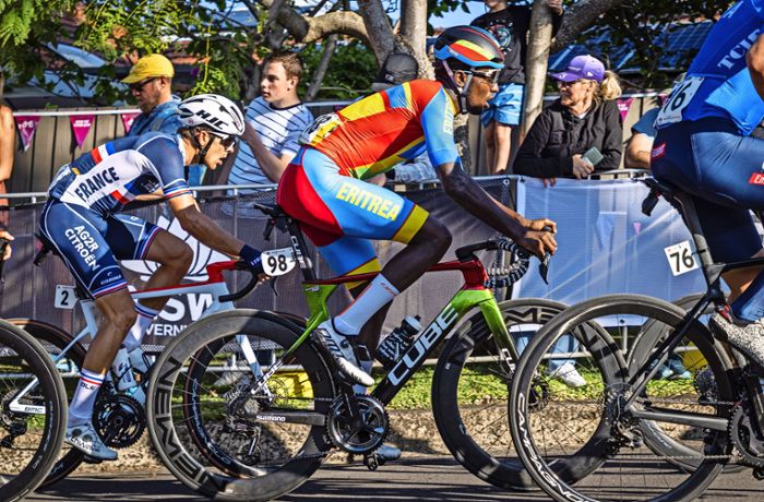 Tour de France: Radfahrer startet auf Cube-Bike