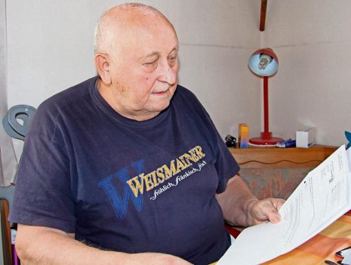 Der Mechlenreuther Herbert Steffan hätte nicht gedacht, dass er für seine Zwangsarbeit jetzt noch entschädigt wird - im Alter von 85 Jahren. Foto Helmut Engel Quelle: Unbekannt