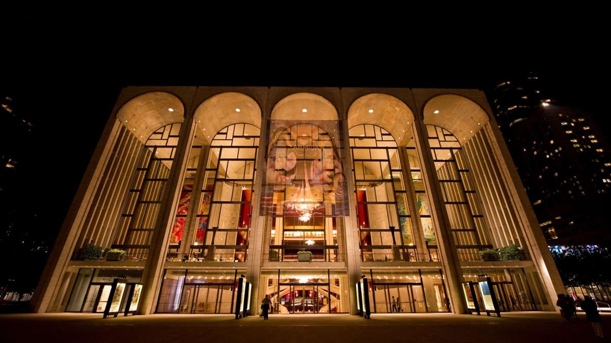 Kunst und Kultur: Das New Yorker Metropolitan Opernhaus wird 50