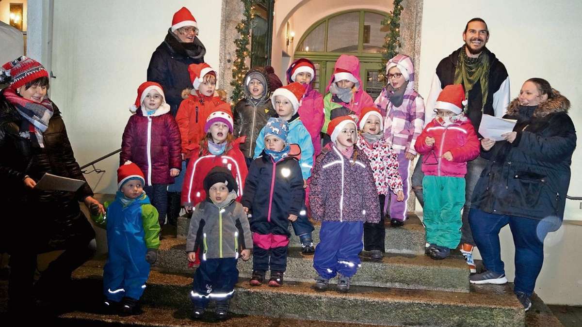 Marktredwitz: Kinder singen Nikolaus herbei