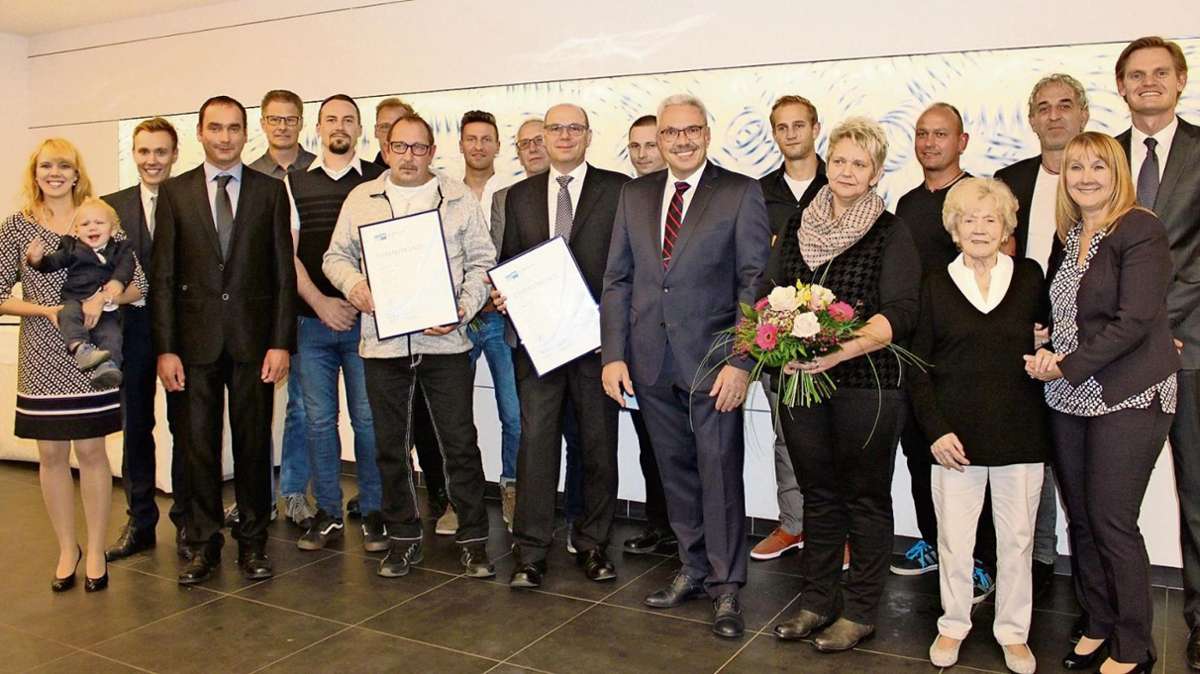 Haag: Treue Mitarbeiter erhalten Auszeichnungen