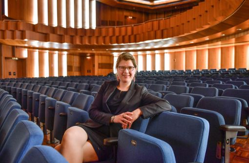 Seit dem 1. Februar ist Eva Enders die neue Kulturamtsleiterin der Stadt Selb und damit zuständig für den Betrieb im Rosenthal-Theater. Foto: /Florian Miedl