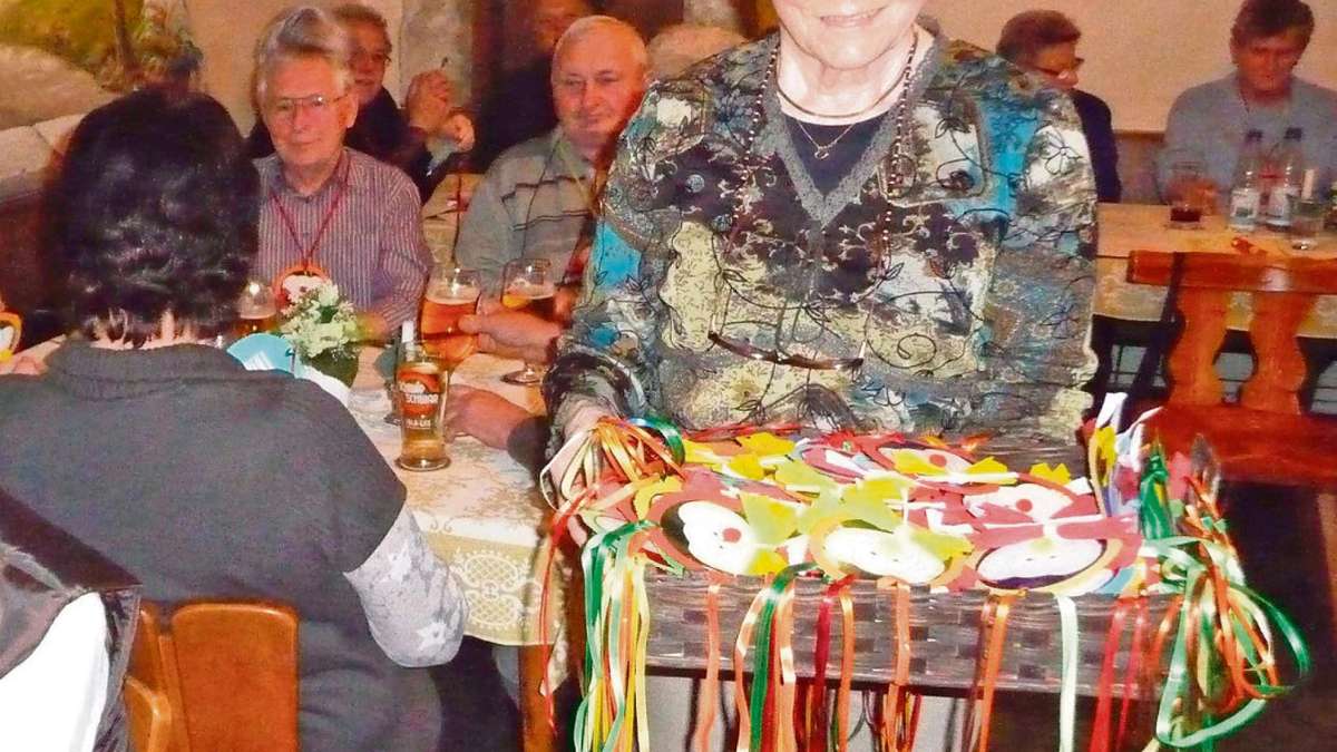 Münchberg: Rentner amüsieren sich bei Liedern und Gschichtla