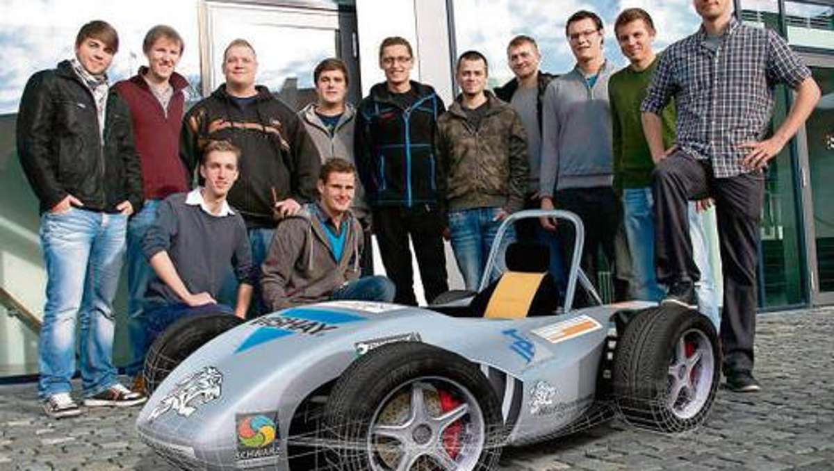 Hof: Studenten bauen Rennwagen