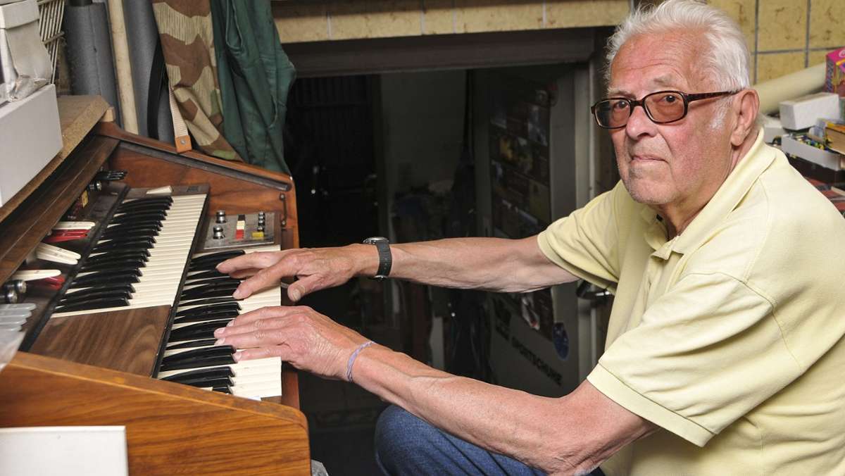 Mangersreuth: Seit 58 Jahren der Mann an der  Orgel