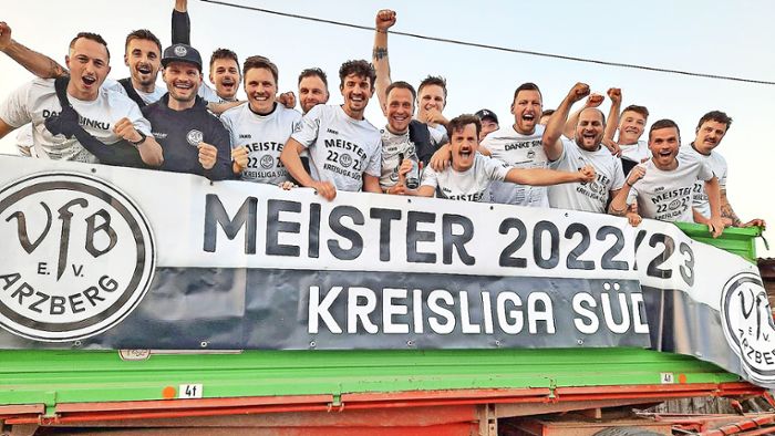 VfB Arzberg: Fußballer und Fans im Freudentaumel