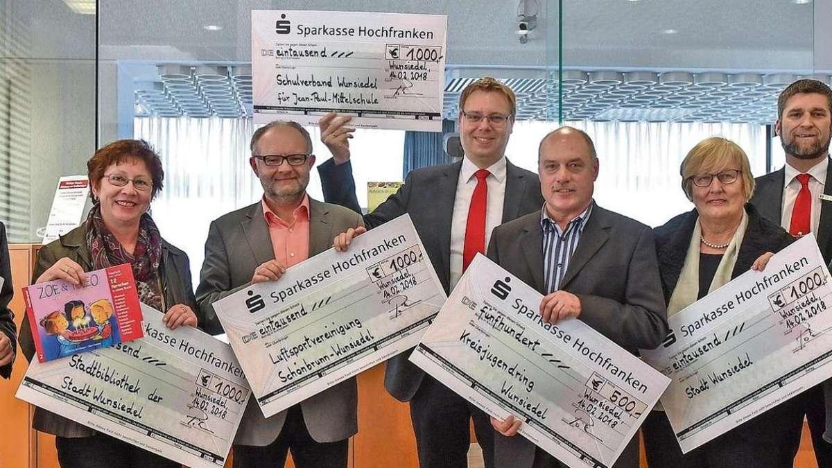 Wunsiedel: Sparkasse unterstützt Projekte mit insgesamt 7500 Euro