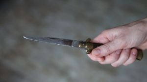 Streit um Frau: Mann bedroht Kontrahenten mit Messer