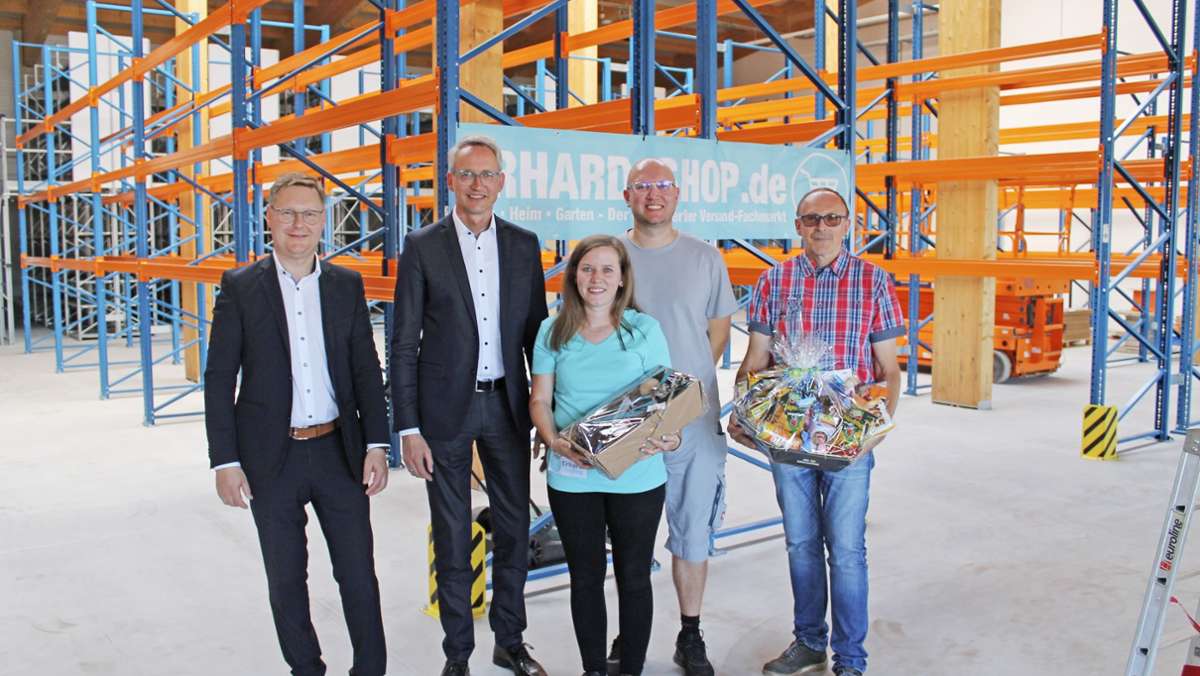 Eröffnung in Selb: Viel mehr Platz für Erhard-Trading