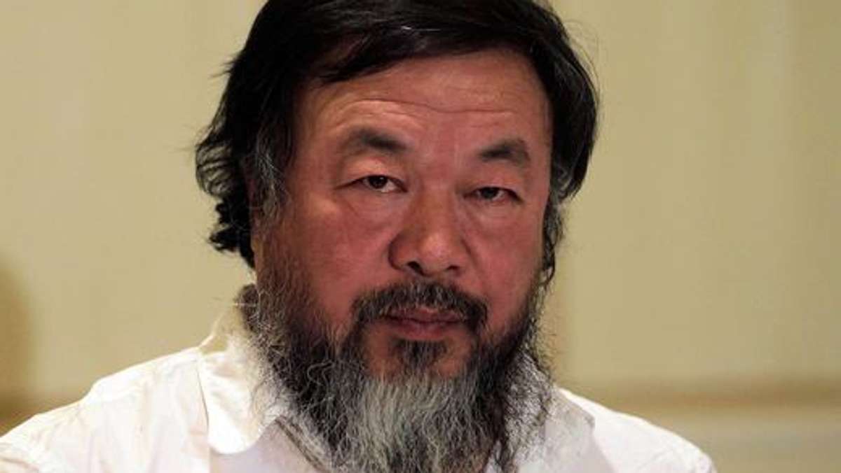 Kunst und Kultur: Ai Weiwei stellt Bild des toten Flüchtlingsjungen Aylan nach