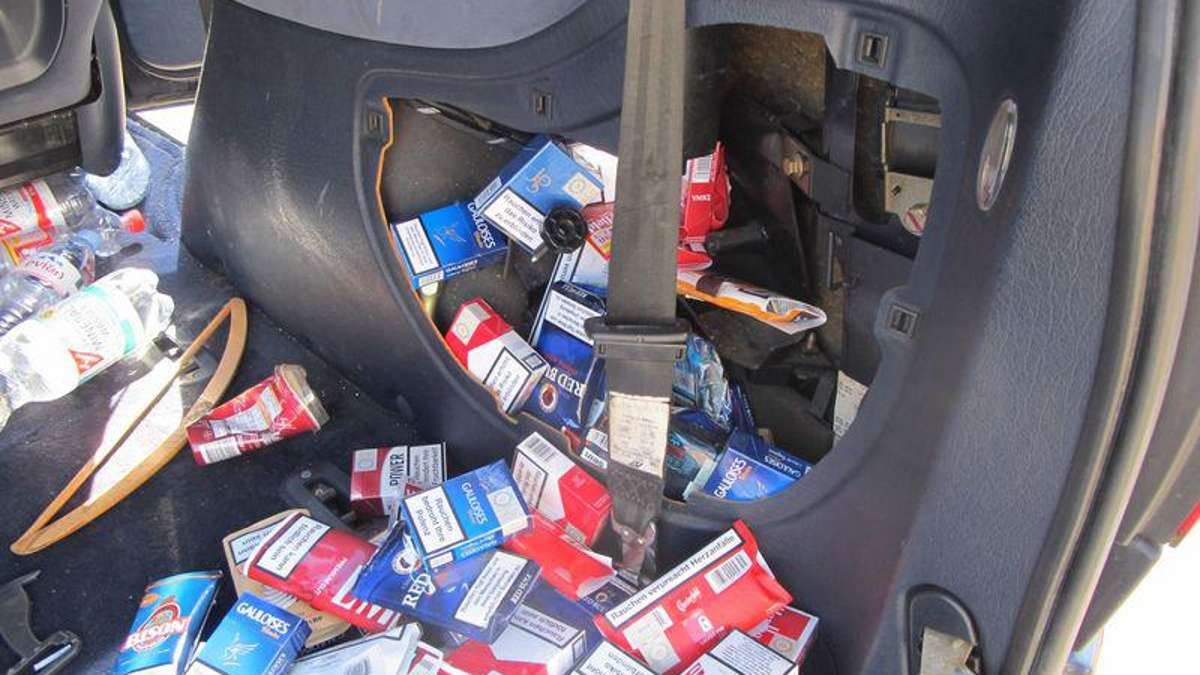 Selb: 300 Schachteln Zigaretten im Auto versteckt