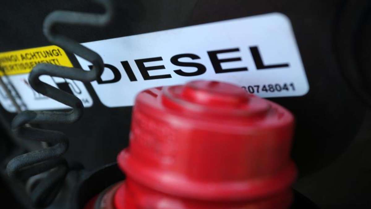 Rehau: Unbekannte stehlen 650 Liter Diesel