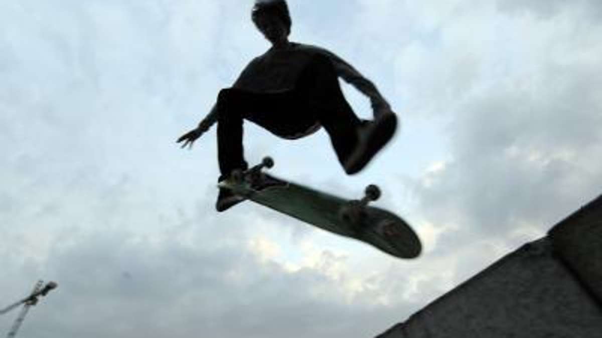 Naila: Skateboard-Fahrer schwer gestürzt