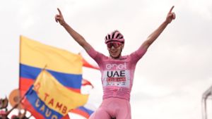 Radsport: Fährt in einer anderen Welt: Pogacar dominiert den Giro